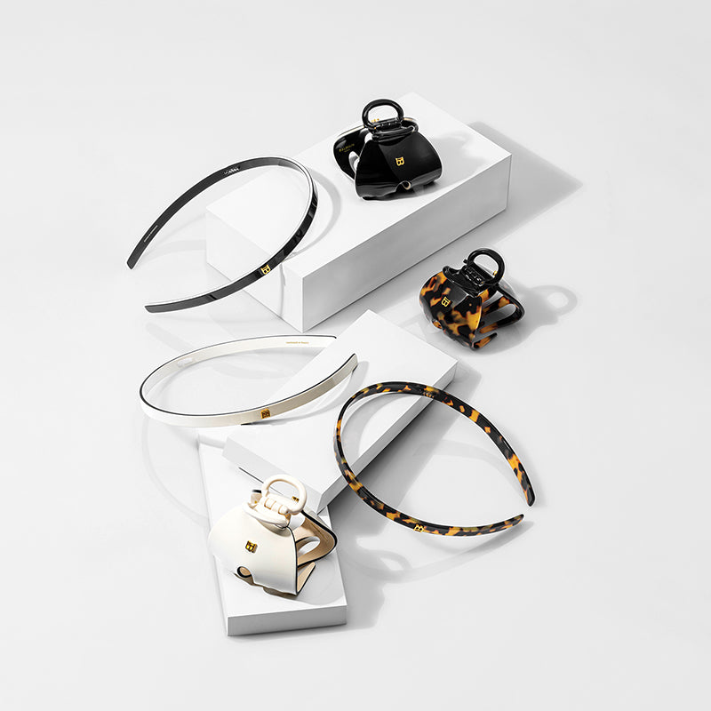 BalmainHair_Accessoires_CelluloseAcetate_Headbands_PinceACheveux_Mood_02_SOCIAL_800x800_5fd2a7a4-e45a-43d8-aa03-5fb226d00db9.jpg